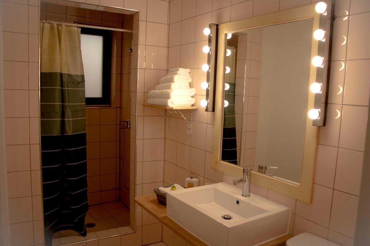 Theothea Suites Kavala Bagian luar foto