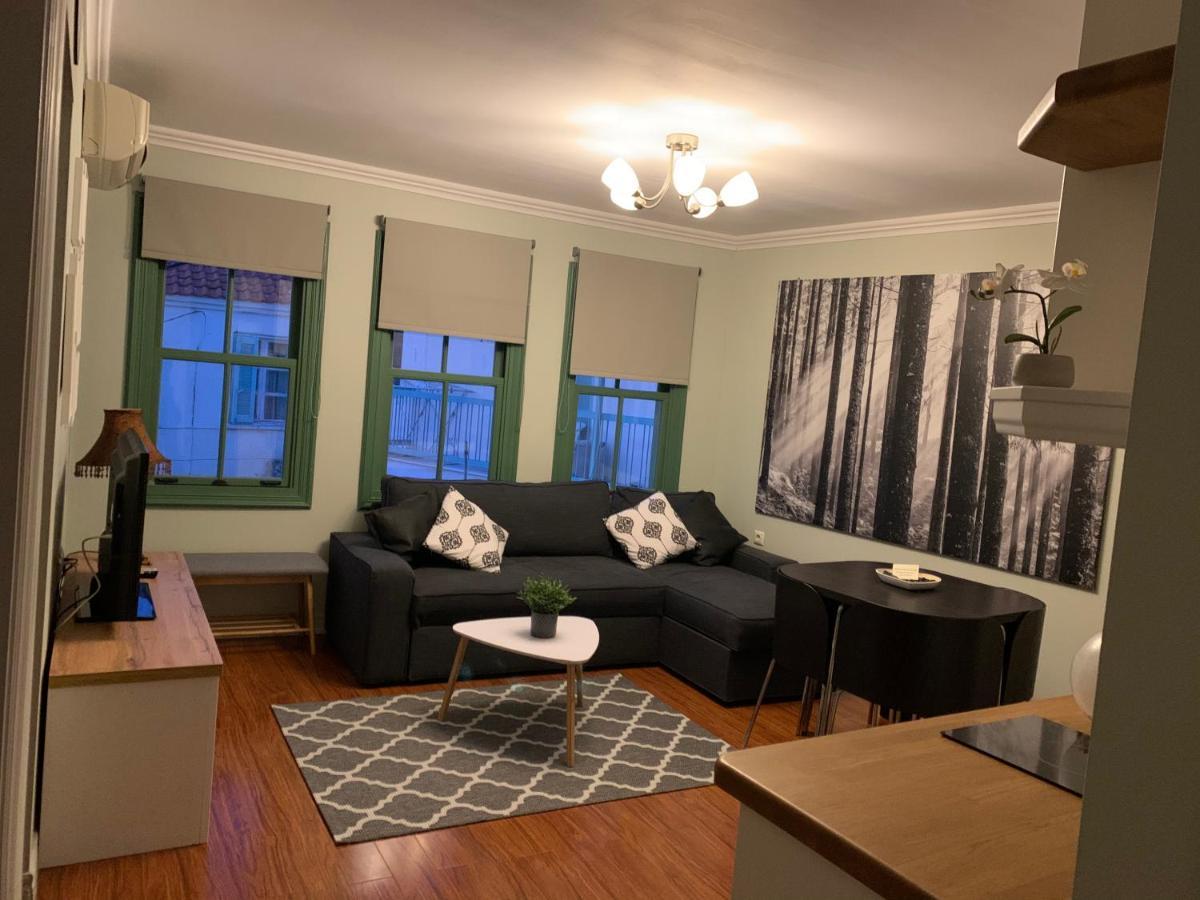 Theothea Suites Kavala Bagian luar foto