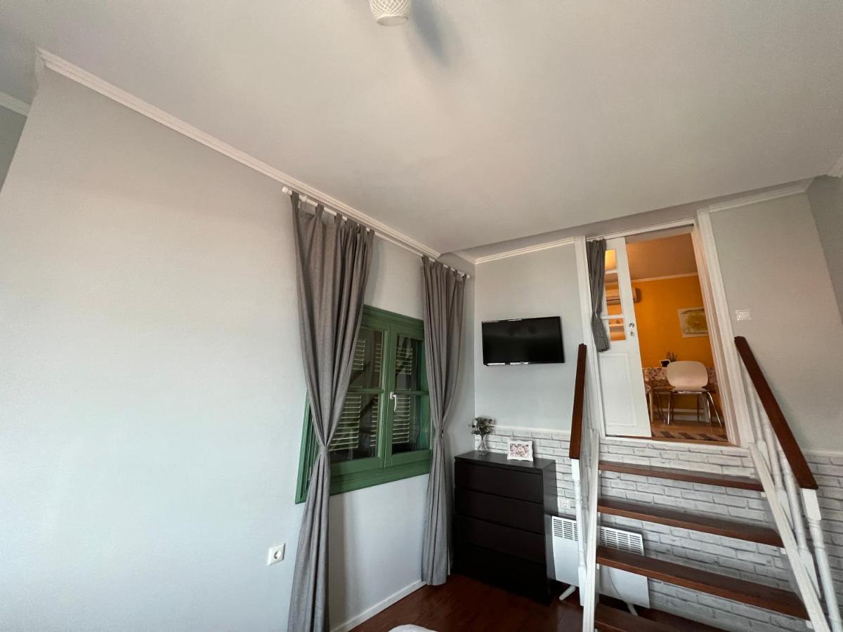 Theothea Suites Kavala Bagian luar foto