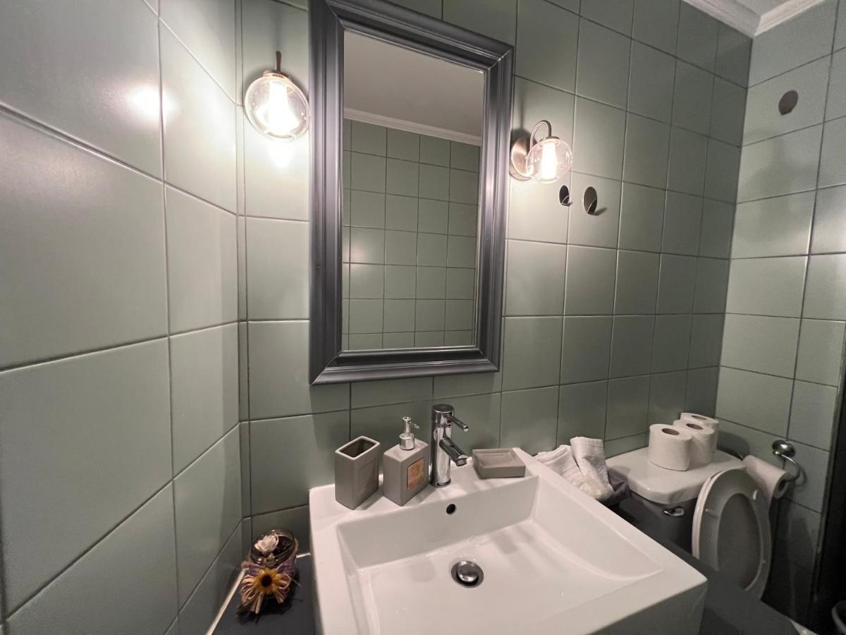 Theothea Suites Kavala Bagian luar foto