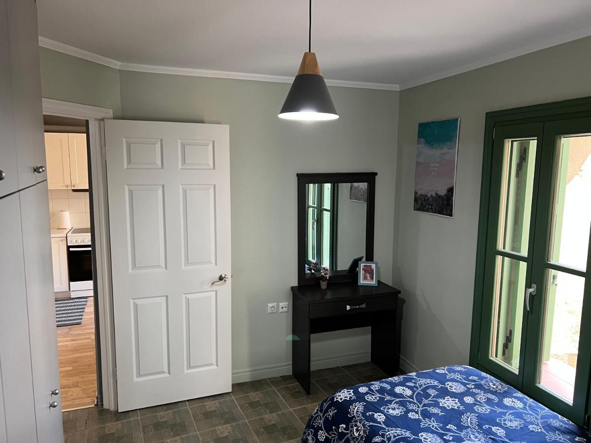 Theothea Suites Kavala Bagian luar foto